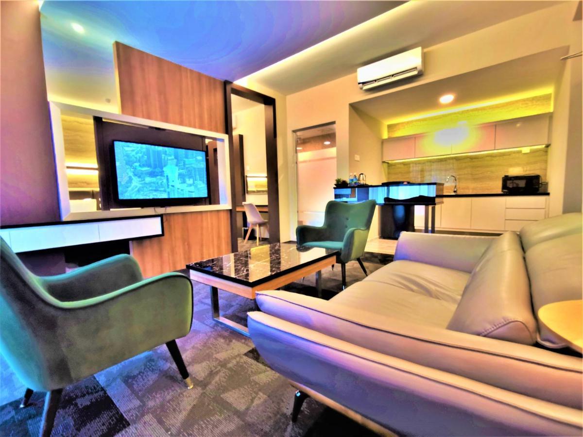 Prestigo Hotel - Johor Bharu Джохор-Бару Экстерьер фото
