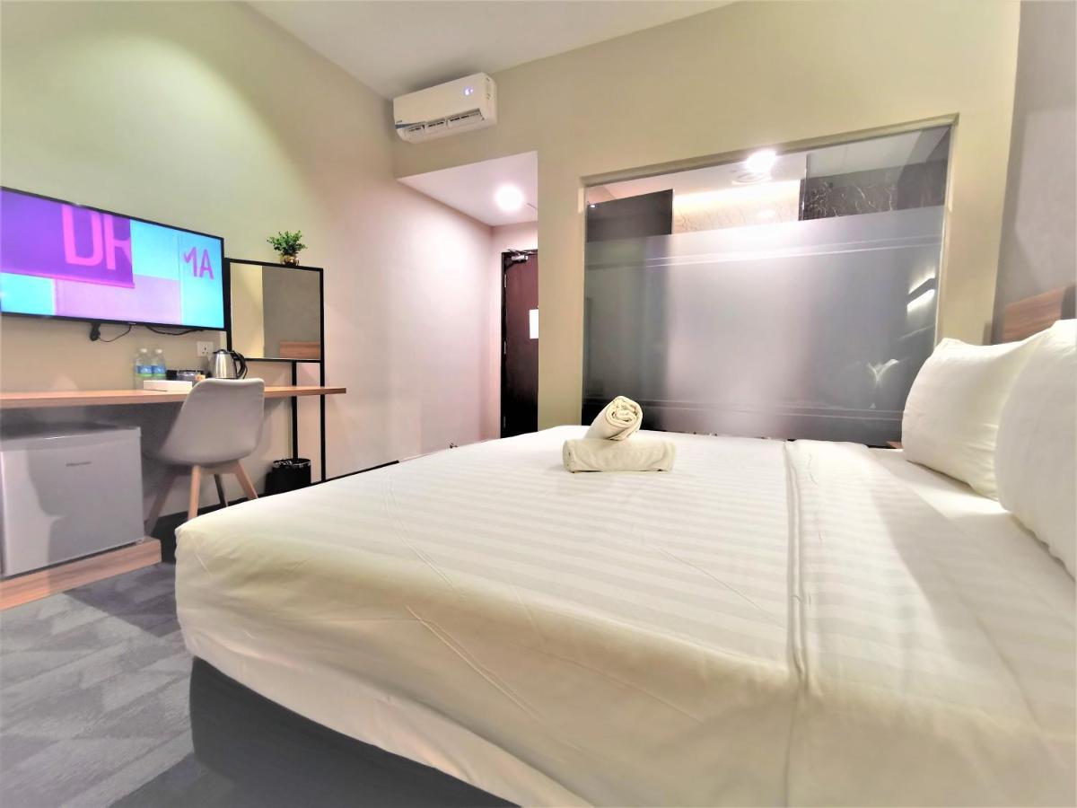Prestigo Hotel - Johor Bharu Джохор-Бару Экстерьер фото