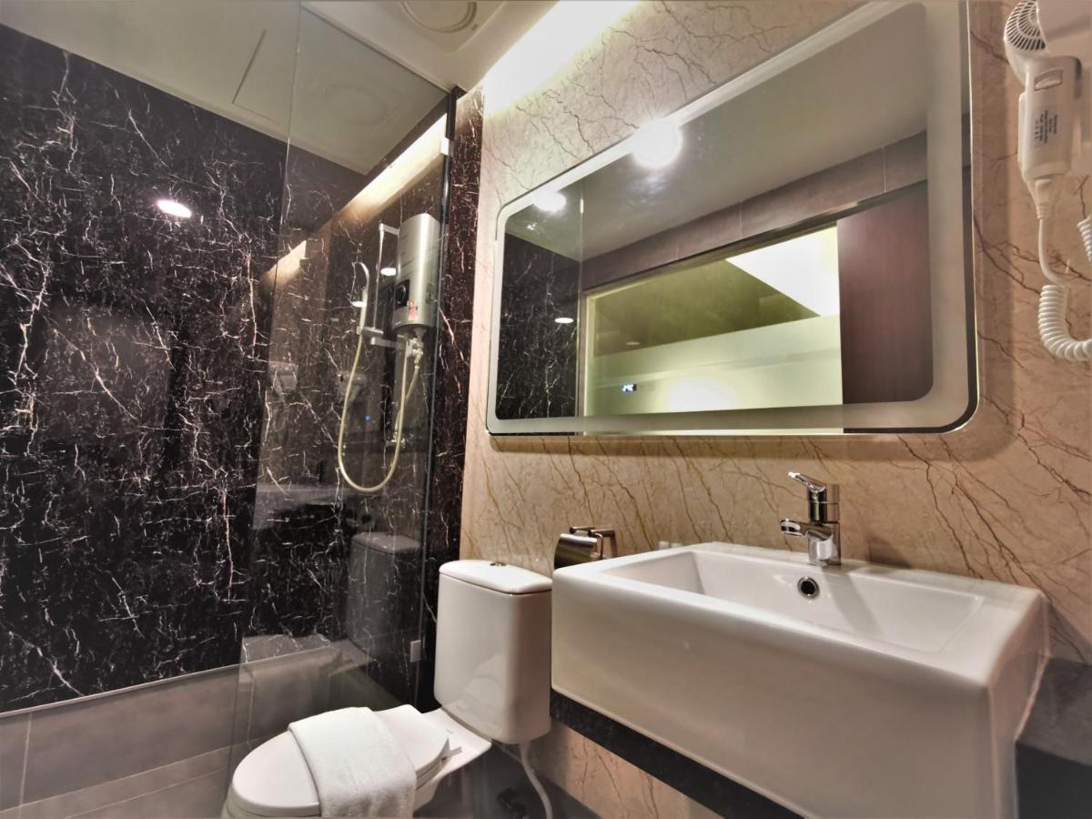 Prestigo Hotel - Johor Bharu Джохор-Бару Экстерьер фото