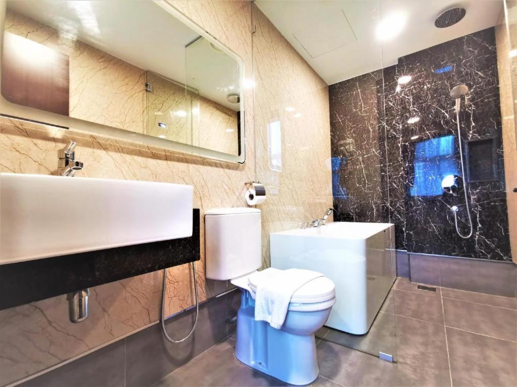 Prestigo Hotel - Johor Bharu Джохор-Бару Экстерьер фото