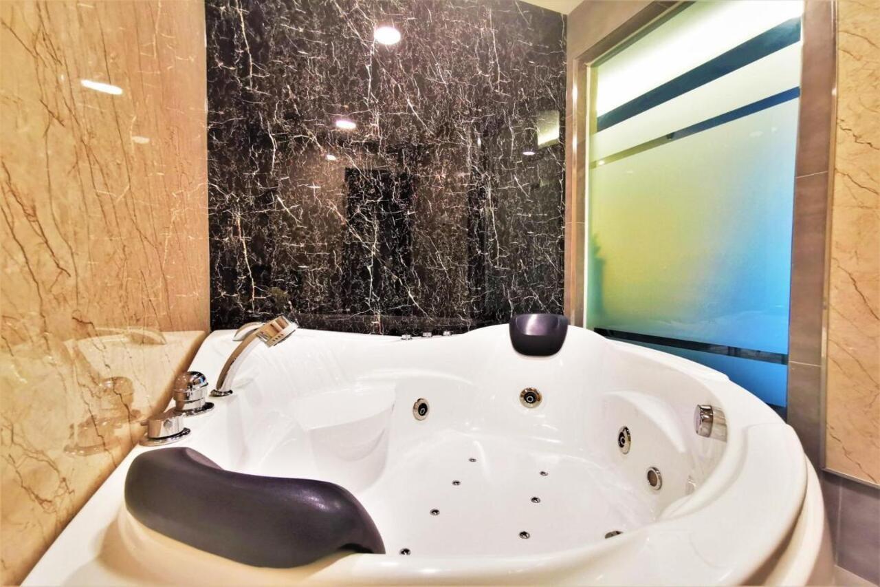 Prestigo Hotel - Johor Bharu Джохор-Бару Экстерьер фото