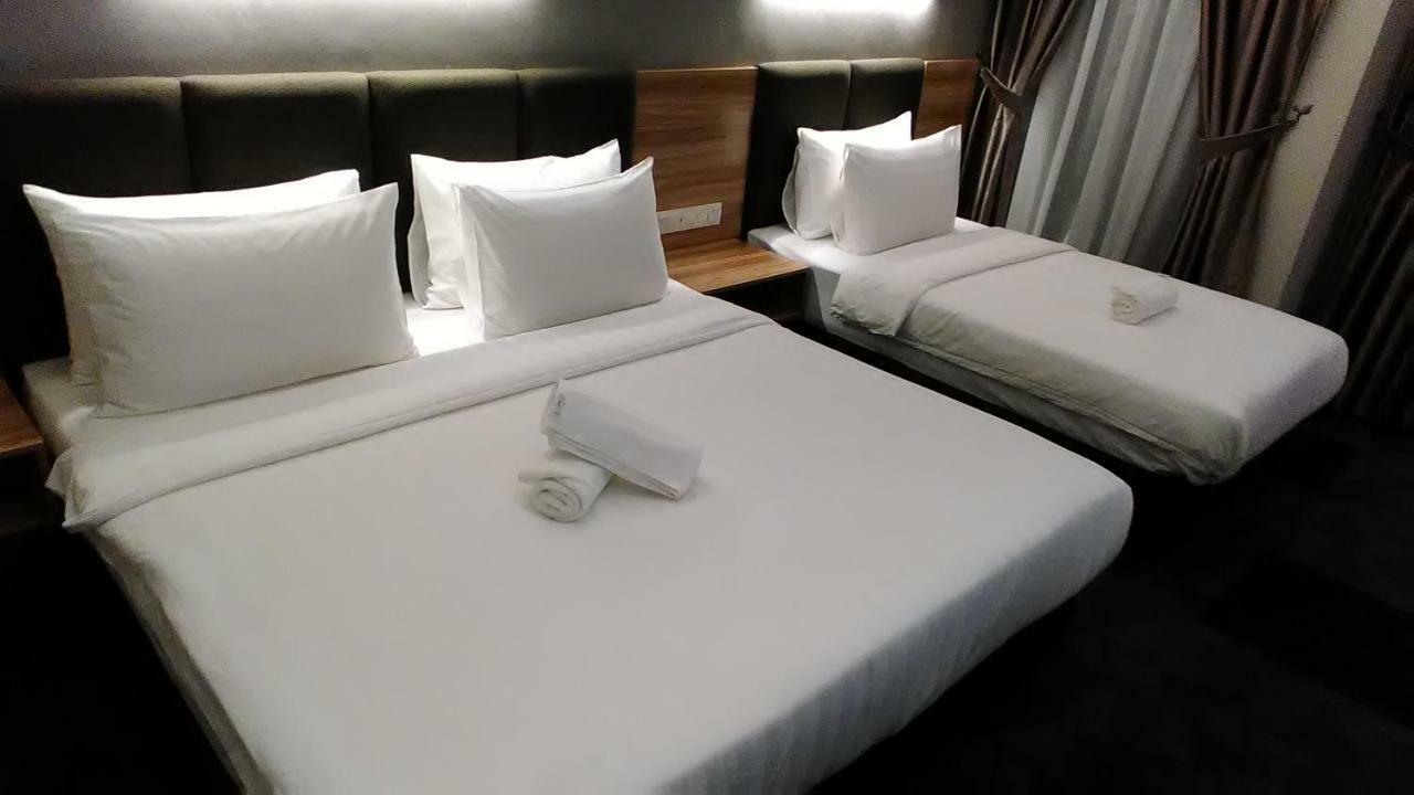 Prestigo Hotel - Johor Bharu Джохор-Бару Экстерьер фото