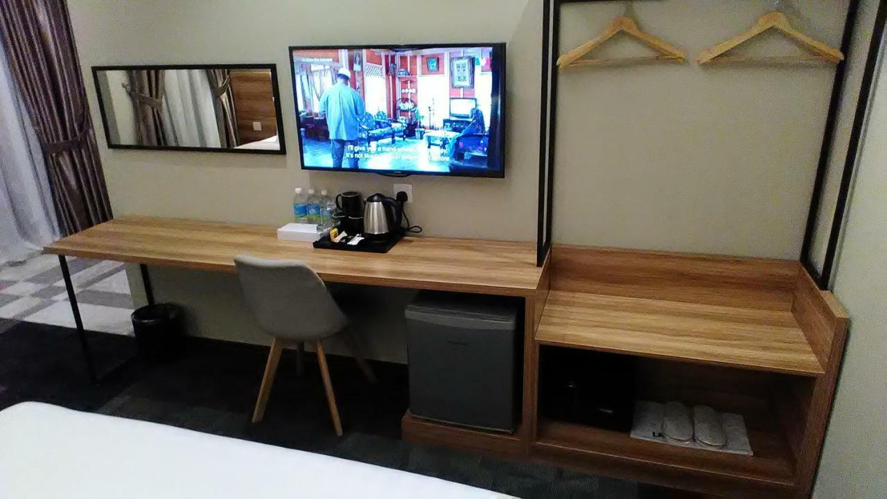 Prestigo Hotel - Johor Bharu Джохор-Бару Экстерьер фото